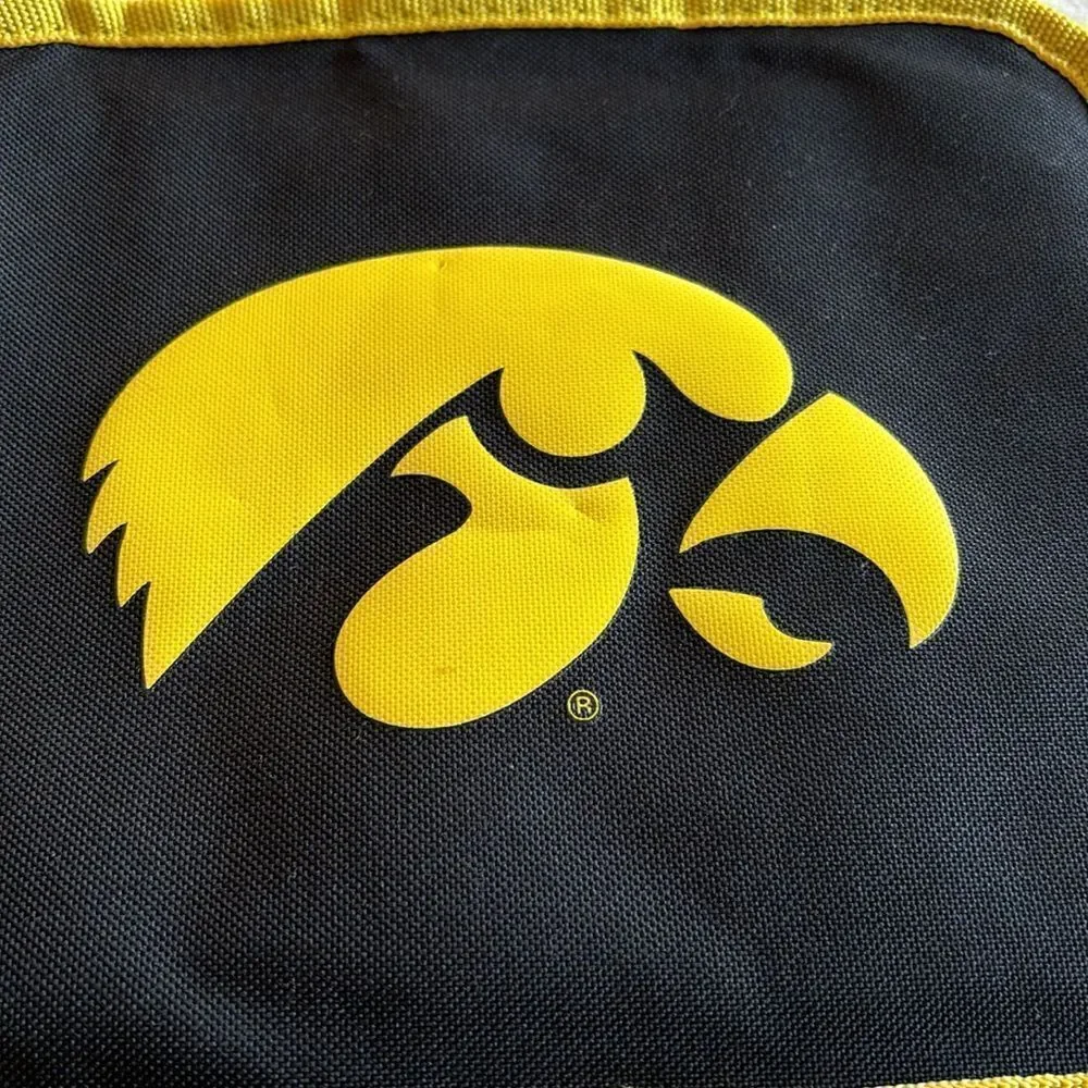 IOWA HAWKEYES NCAA‎ OFFICIALLY LICENSED LUNCH BOX Cooler